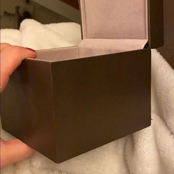 Gucci box Authentic 🎉🎁🎁🎉🎉🎊🎉🎁 - Picture 8 of 11